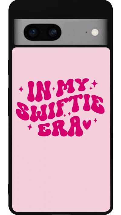 Google Pixel 7a Case Hülle - Silikon schwarz Taylor Swift In My Swiftie Era - Pink