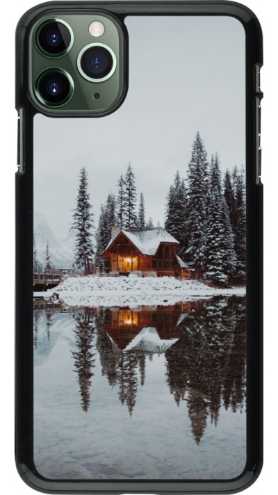 Coque iPhone 11 Pro Max - Winter 25 Winter house forest afternoon