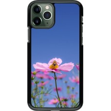 Coque iPhone 11 Pro - Bee on a flower Spring 2026