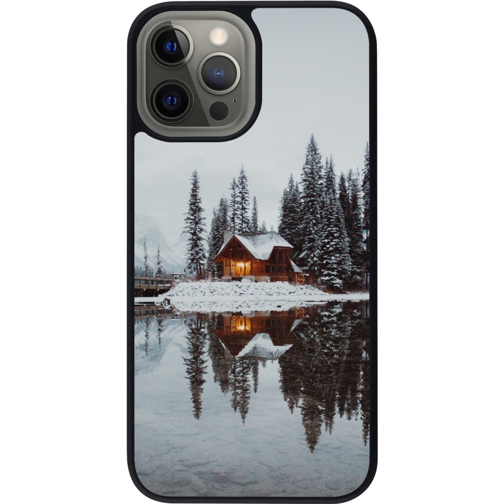Coque iPhone 12 Pro Max - Silicone rigide noir Winter 25 Winter house forest afternoon