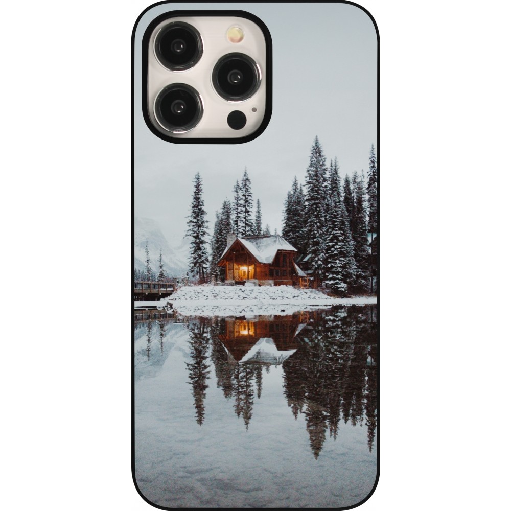 Coque iPhone 15 Pro Max - Winter 25 Winter house forest afternoon