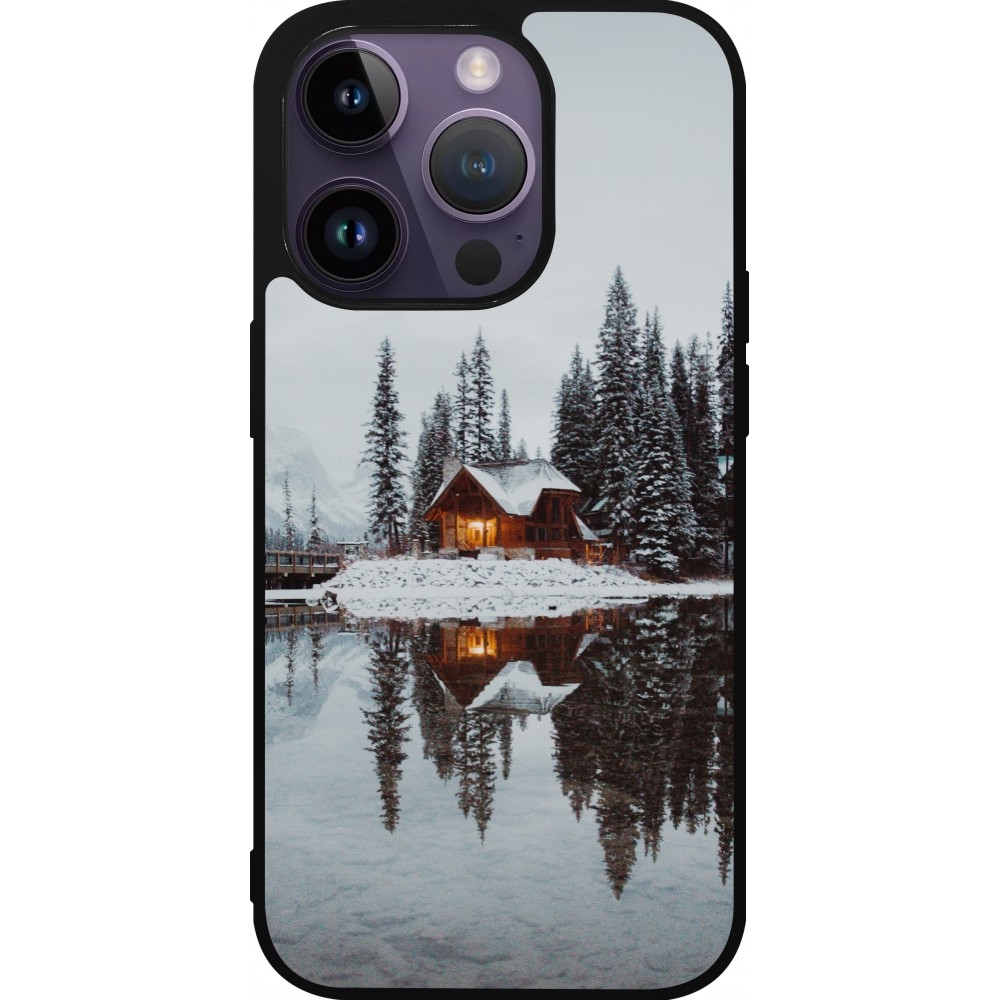 Coque iPhone 15 Pro - Silicone rigide noir Winter 25 Winter house forest afternoon