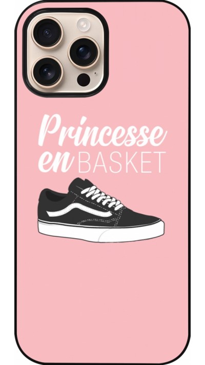 Coque iPhone 16 Pro Max - princesse en basket