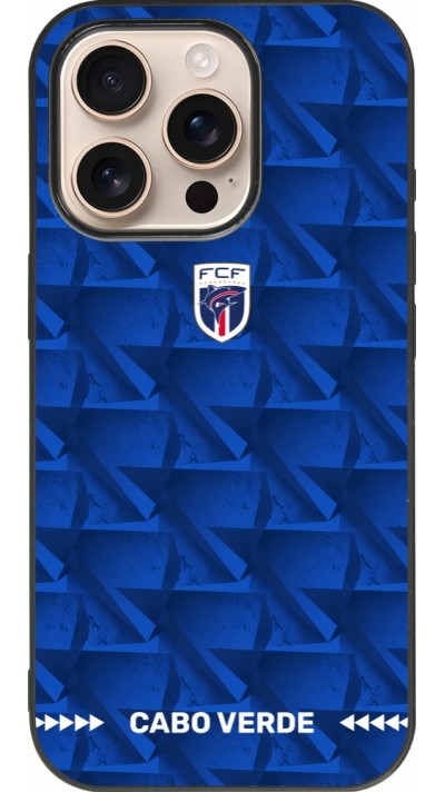 Coque iPhone 16 Pro - Silicone rigide noir Maillot de football Cap-Vert 2026 personnalisable