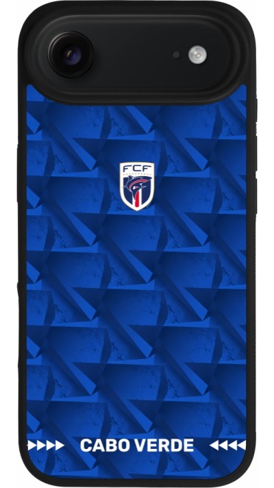 Coque iPhone Air - Silicone rigide noir Maillot de football Cap-Vert 2026 personnalisable