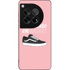 Coque OnePlus 12 - Silicone rigide noir princesse en basket