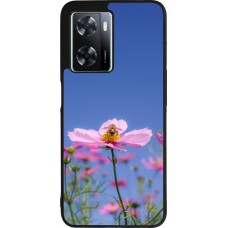 Coque OPPO A57 5G - Silicone rigide noir Bee on a flower Spring 2026