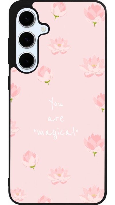 Coque Samsung Galaxy S24 FE - Silicone rigide noir Mom 2023 your are magical Coque Samsung Galaxy S24 FE - Silicone rigide noir Mom 2023 your are magical