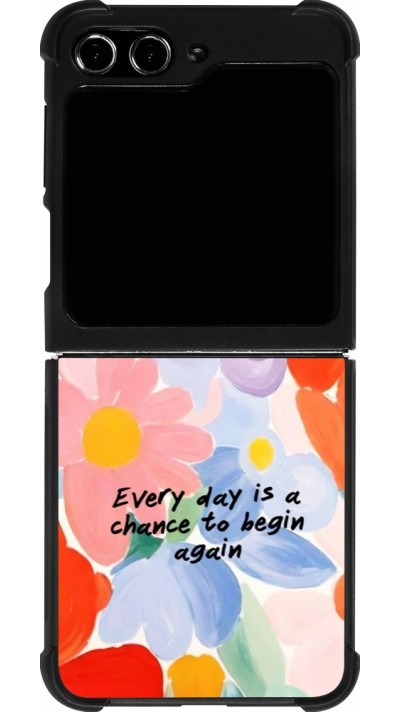 Samsung Galaxy Z Flip5 Case Hülle - Silikon schwarz Every day is a chance Spring 2026