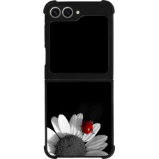 Coque Samsung Galaxy Z Flip6 - Silicone rigide noir Black and white Cox
