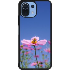 Coque Xiaomi Mi 11 Lite 5G - Silicone rigide noir Bee on a flower 2026
