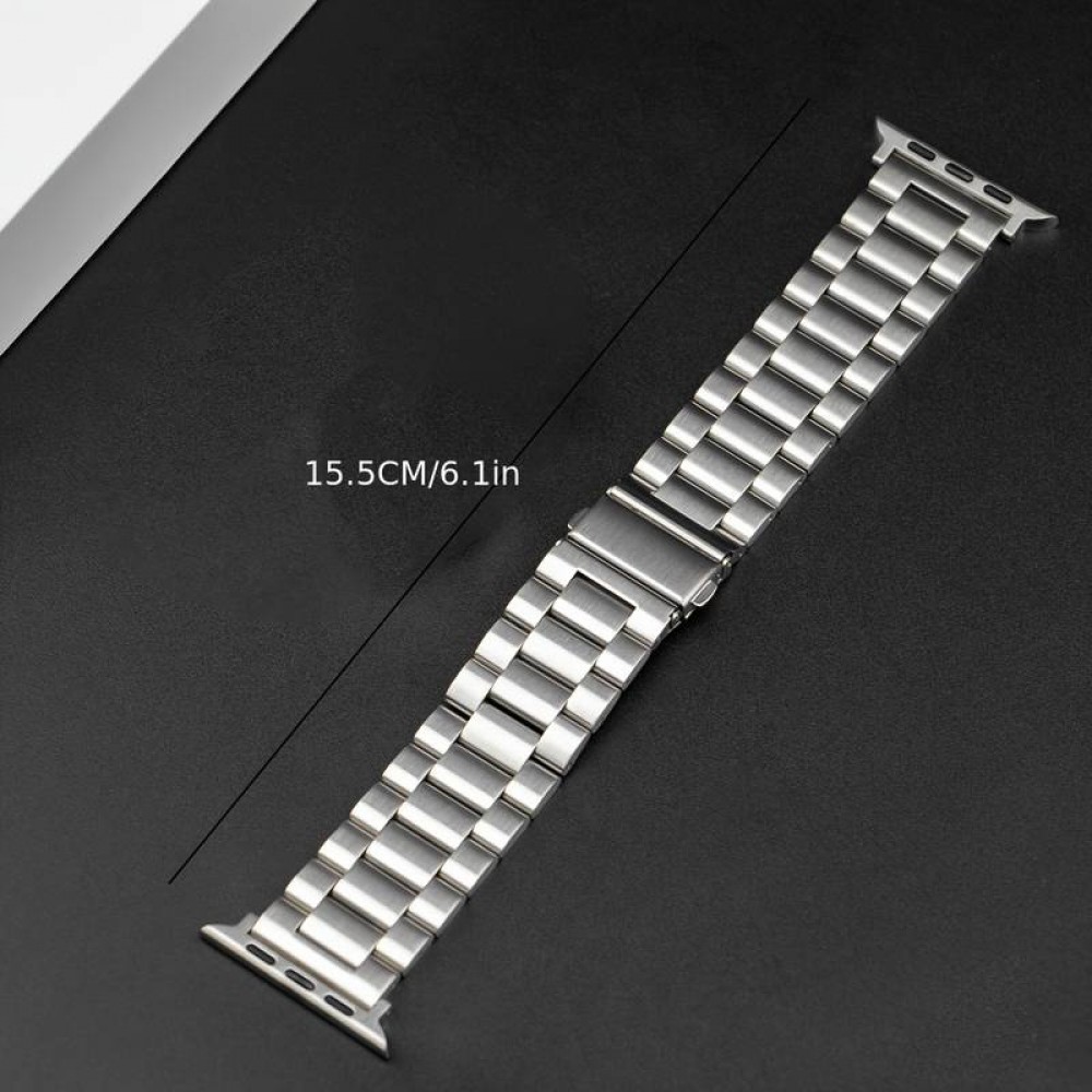 Bracelet en métal raffiné avec coque de protection en silicone TPU intégrée pour Apple Watch 49mm - Argent