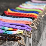 Bracelet universel attache pour coque/fourre téléphone chaine colorée - Jaune