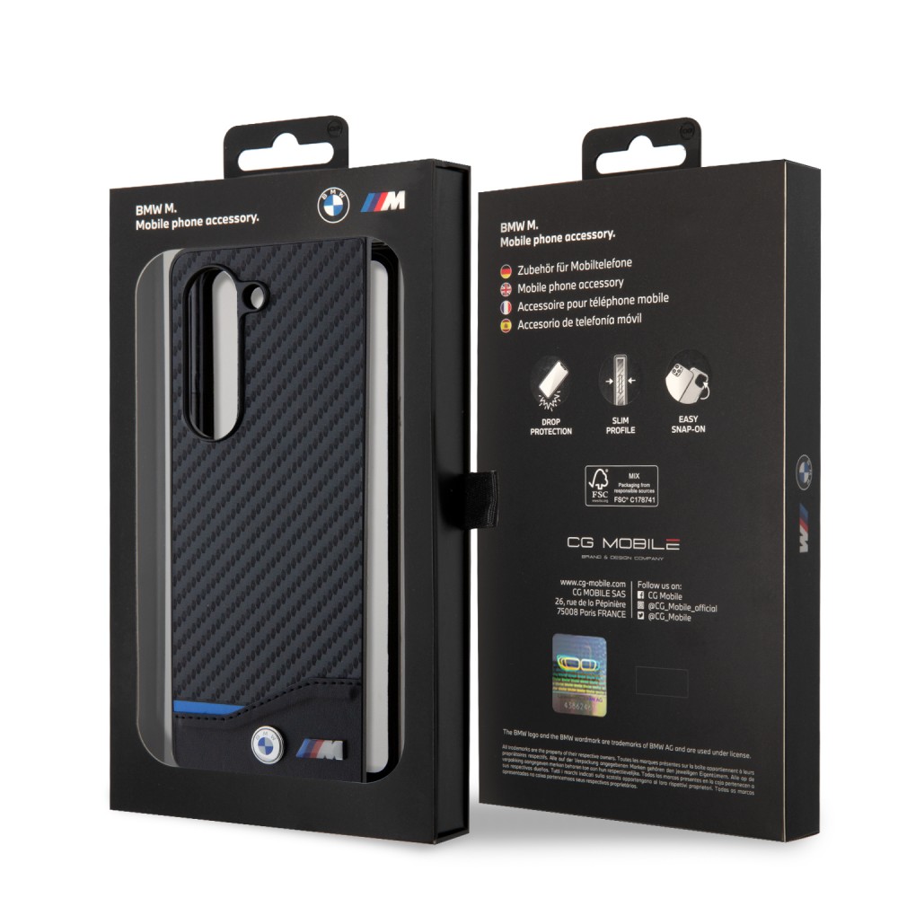 Coque Samsung Galaxy Z Fold5 - BMW M effet carbone et cuir avec logo métallique en relief - Noir