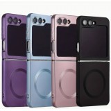 Coque Samsung Galaxy Z Flip6 - Silicone souple pliable avec MagSafe et protection caméra - Vert