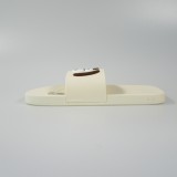 Coque iPhone 11 Pro Max - Sandale en silicone avec tête de chien Shih Tzu - Beige clair