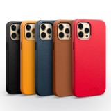 Coque iPhone 12 Pro Max - Qialino cuir véritable (compatible MagSafe) - Brun