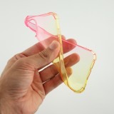 Coque iPhone 15 - Bumper Rainbow Silicone anti-choc avec bords protégés -  rose jaune