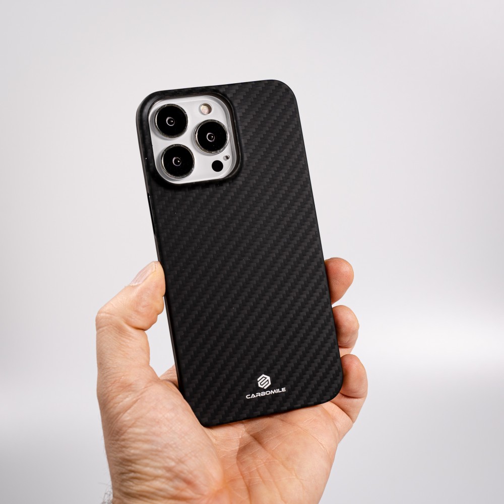 Coque iPhone 16 Pro Max - Carbomile case de protection en fibre de carbone aramide véritable - Noir
