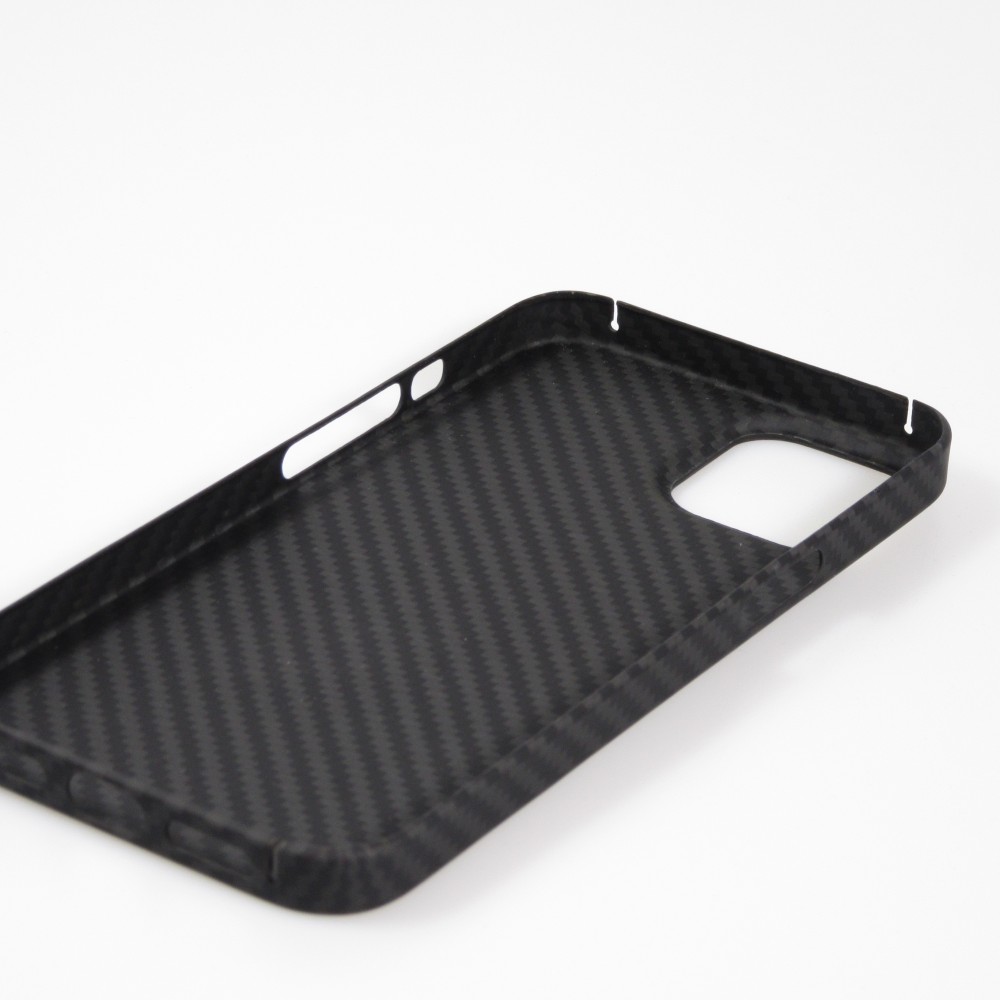 Coque iPhone 16 Pro Max - Carbomile case de protection en fibre de carbone aramide véritable - Noir