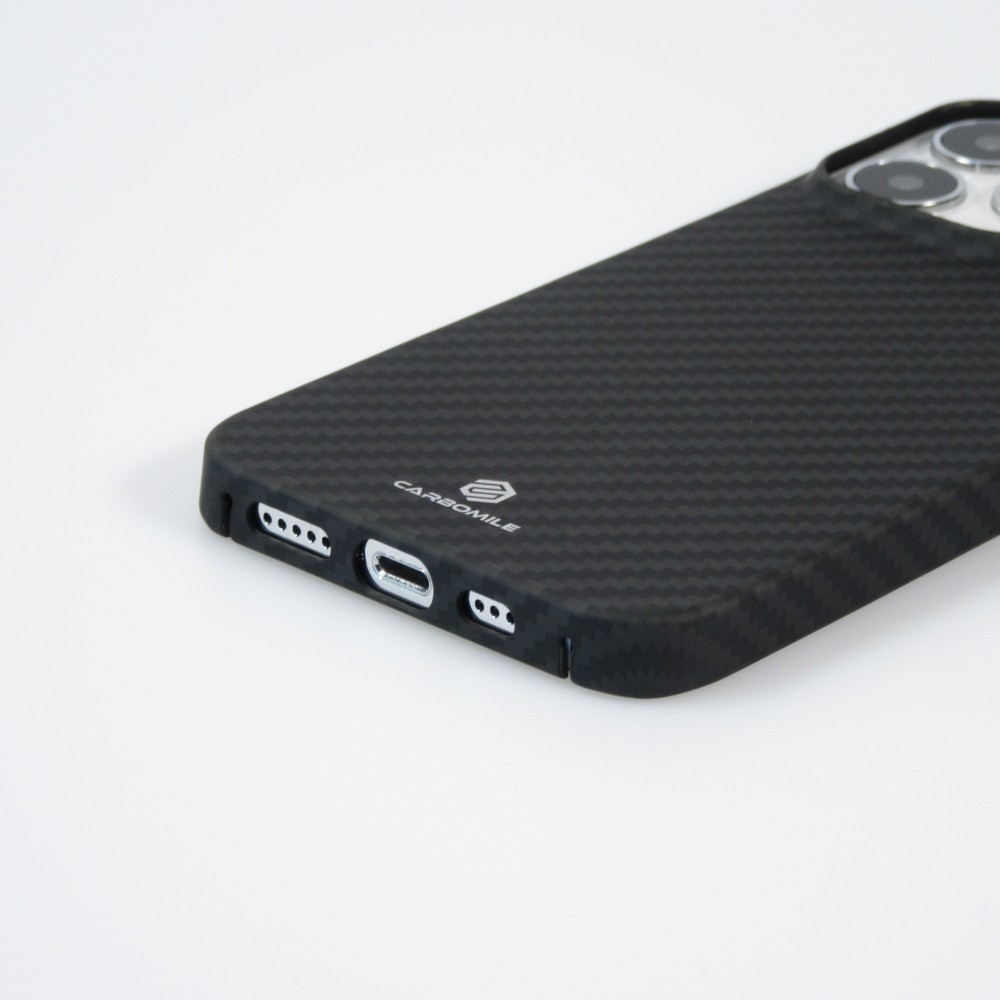 Coque iPhone 16 Pro Max - Carbomile case de protection en fibre de carbone aramide véritable - Noir