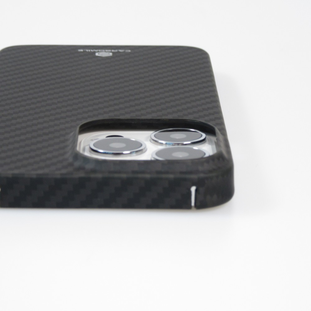 Coque iPhone 16 Pro Max - Carbomile case de protection en fibre de carbone aramide véritable - Noir