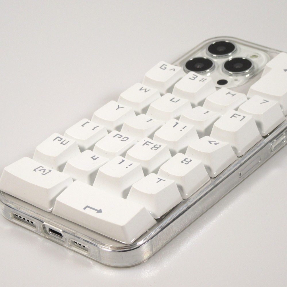 Coque iPhone 13 Pro Max - Clavier d'ordinateur rétro 3D (Disposition aléatoire) - Transparent
