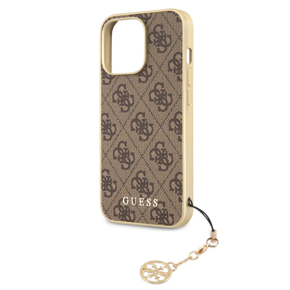 Coque iPhone 13 Pro Max - Guess toile similicuir monogramme logo métallique doré avec pendentif charm - Brun / or