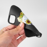 Coque iPhone 13 Pro - Silicone Mat Skull flowers - Noir