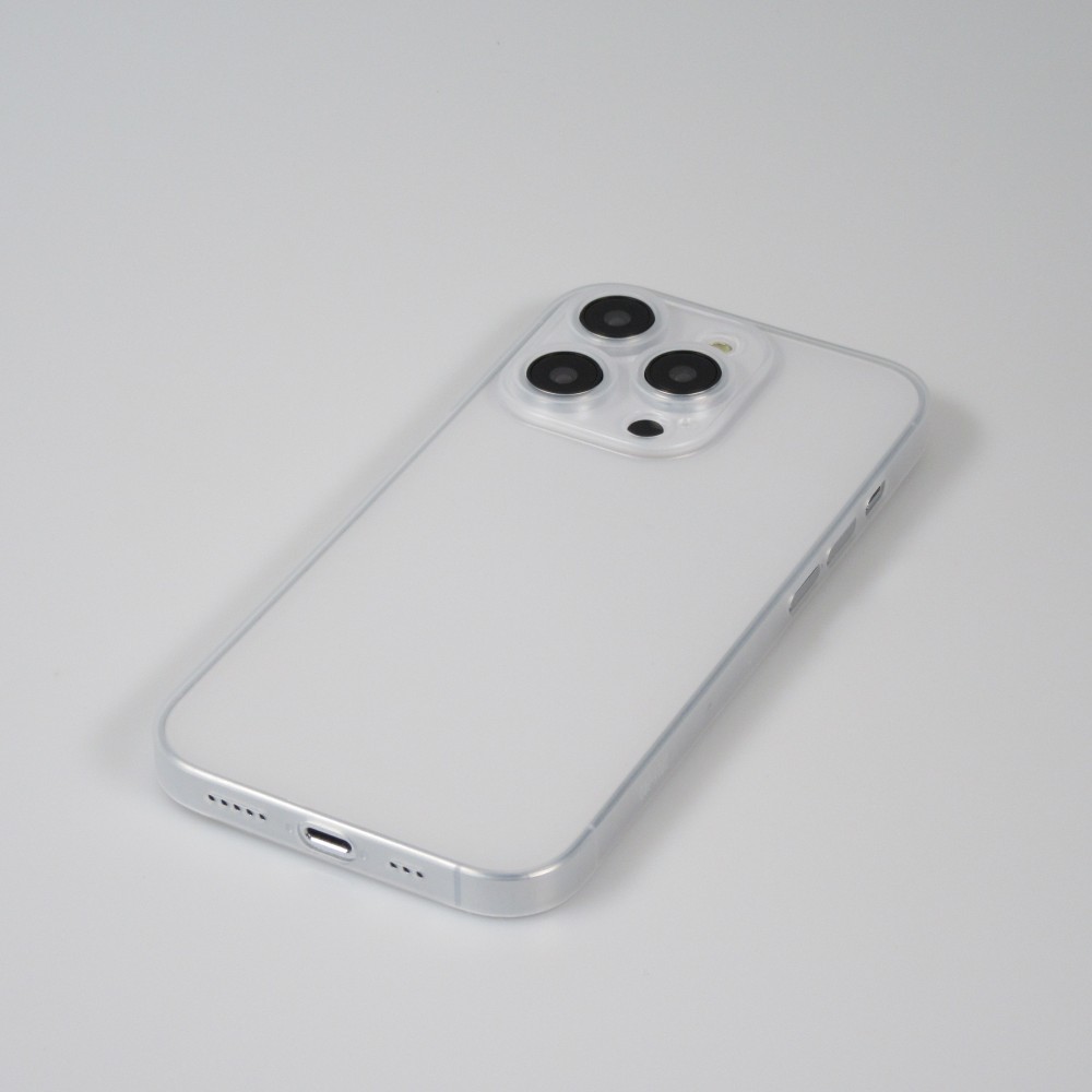 iPhone 13 Pro Max Case Hülle - Plastik ultra dünn semi-transparent matt - Weiss