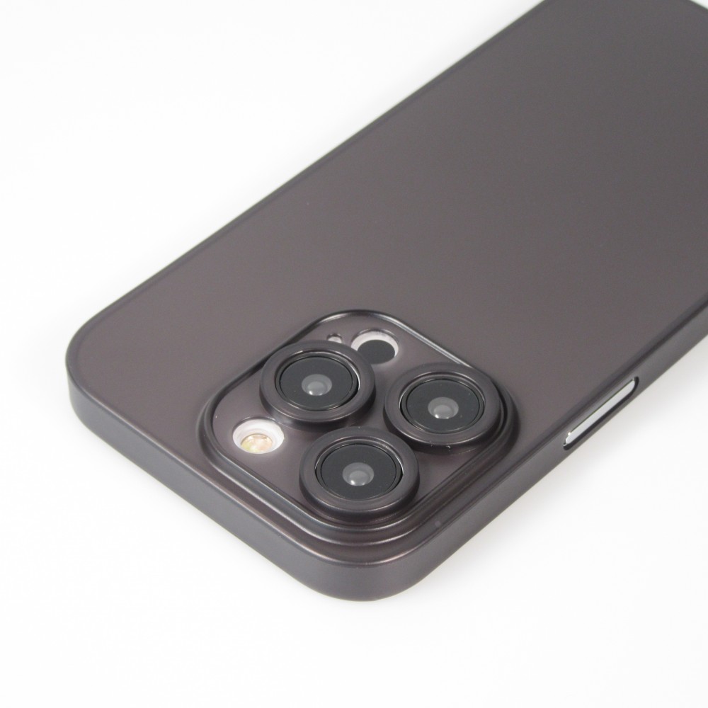 Coque iPhone 16 Pro - plastique ultra fin semi-transparent mat - Noir