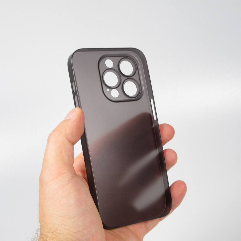 Coque iPhone 16 Pro - plastique ultra fin semi-transparent mat - Noir