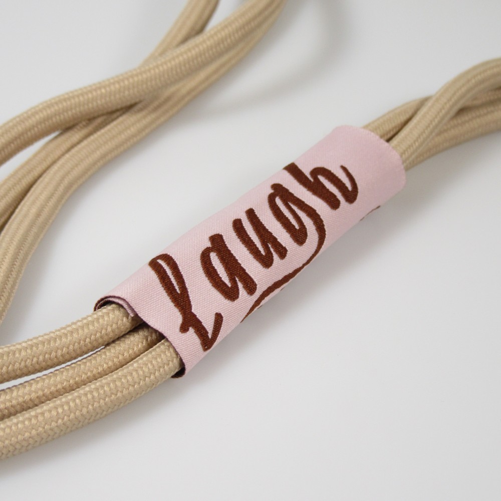 Coque iPhone 11 - Silicone souple fashion Jeong Gam Studio Laugh Often avec cordon - Brun