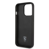 Coque iPhone 14 Pro - Ferrari cuir véritable perforé avec tissu rouge et logo métallique - Noir / rouge
