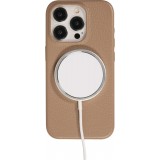 iPhone 14 Pro Max Case H&uuml;lle - Vollst&auml;ndig genarbtes Luxuskalbsleder mit Metallkn&ouml;pfen und MagSafe - Beige