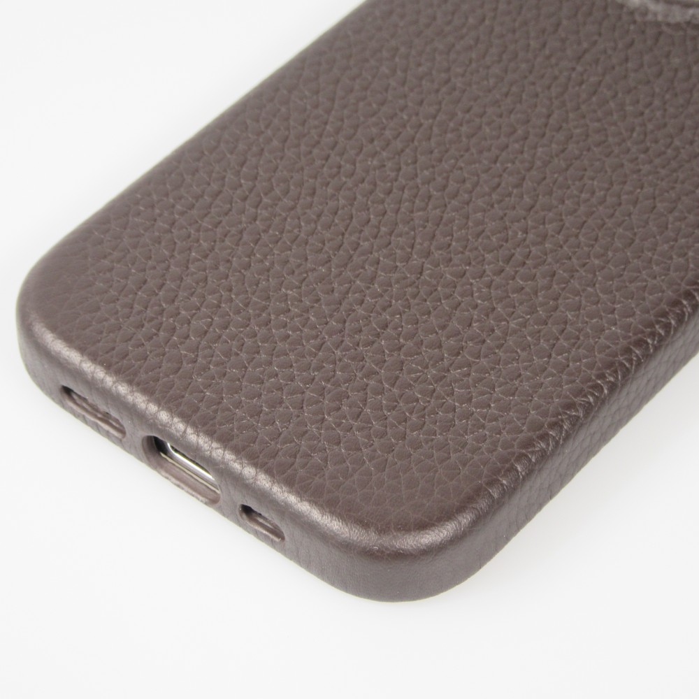 Coque iPhone 15 Pro - Cuir de veau luxe grainé intégral avec boutons métalliques et MagSafe - Brun foncé