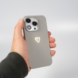 Coque iPhone 16 Pro - Silicone mat dessin cœur doré - Gris