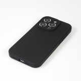 Coque iPhone 15 Pro Max - Silicone mat soft touch avec lignes en relief  - Noir