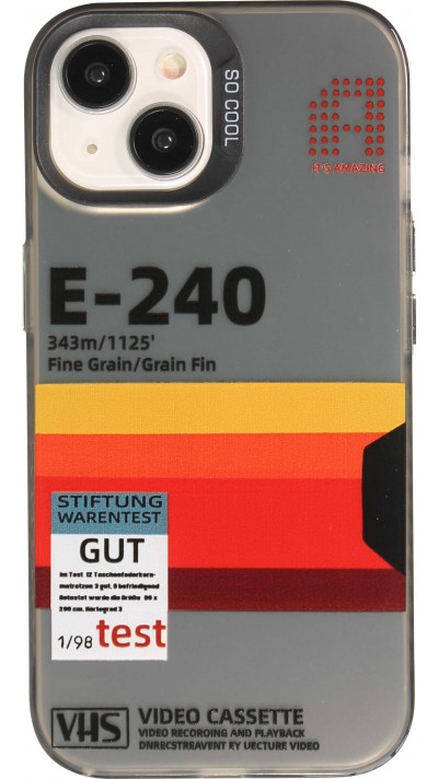 Coque iPhone 15 - Gel silicone vintage video cassette E-240 - Gris