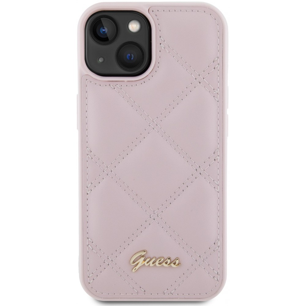 Coque iPhone 15 - Guess similicuir molletonné en carreaux et logo doré métallique en relief - Rose clair