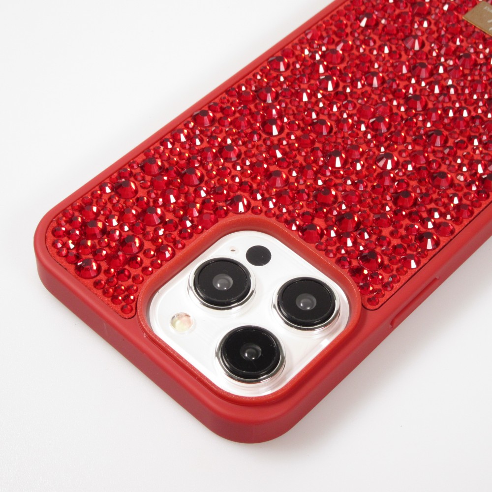 Coque iPhone 15 Pro - Diamant strass The Bling World - Rouge