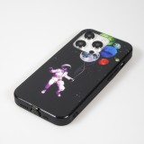 Coque iPhone 15 Pro - Silicone Glossy lumière LED intégrée avec port USB-C - Floating Astronaut - Noir