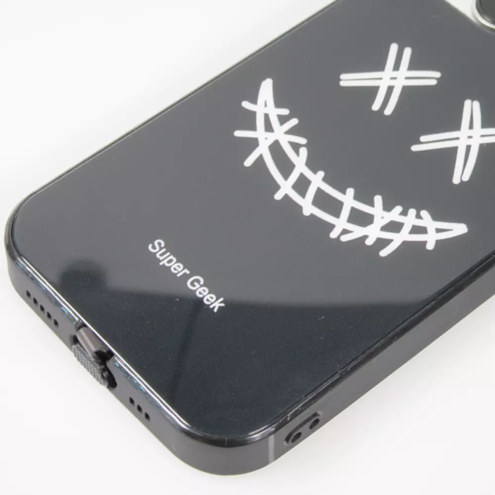 iPhone 15 Case Hülle - Silikon Glossy integriertes LED Licht mit USB-C Anschluss - Crazy Smile - Schwarz