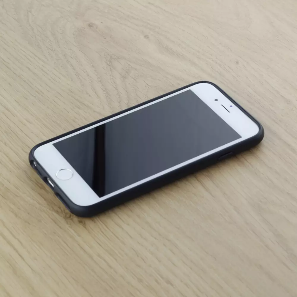 Coque iPhone 17e / 16e - Bio Eco-Friendly biodégradable écologique nature - Noir