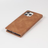 iPhone 16e Leder Tasche - Flip Wallet vintage mit Magnetverschluss und Kartenhalter - Braun