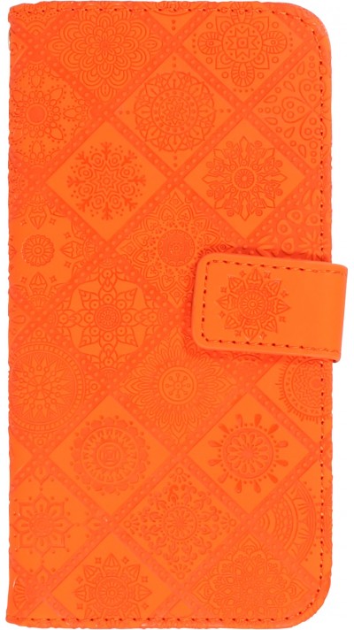 Fourre iPhone 12 / 12 Pro - Premium Flip Wallet caoutchouc motif oriental avec fermeture aimantée - Orange