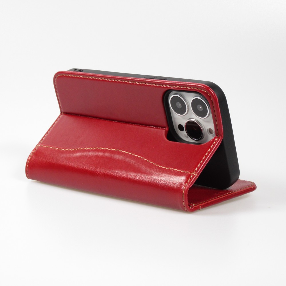 Fourre iPhone 15 Pro - Flip Fierre Shann cuir véritable - Rouge