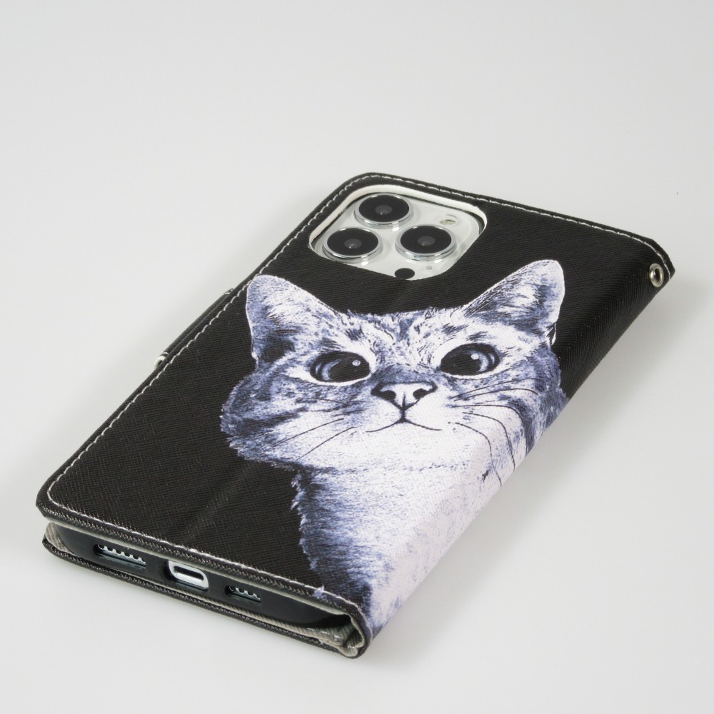 Fourre iPhone 12 / 12 Pro - Premium Wallet flip fermeture magnétique et porte-carte - Cat Looking at you - Noir