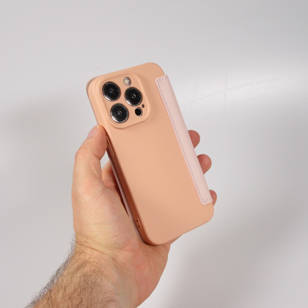 Fourre iPhone 15 Pro Max - Flip silicone souple avec surface lisse et mate - Beige