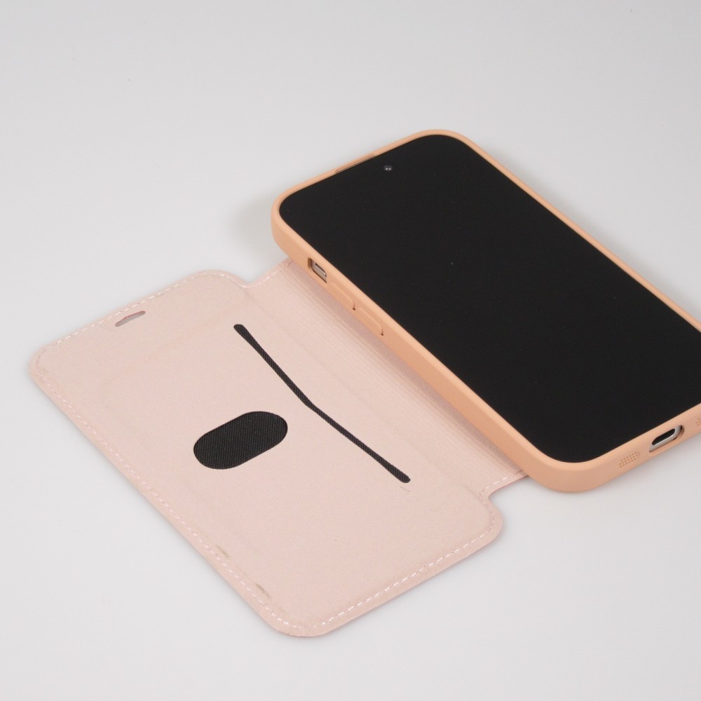 Fourre iPhone 15 Pro Max - Flip silicone souple avec surface lisse et mate - Beige